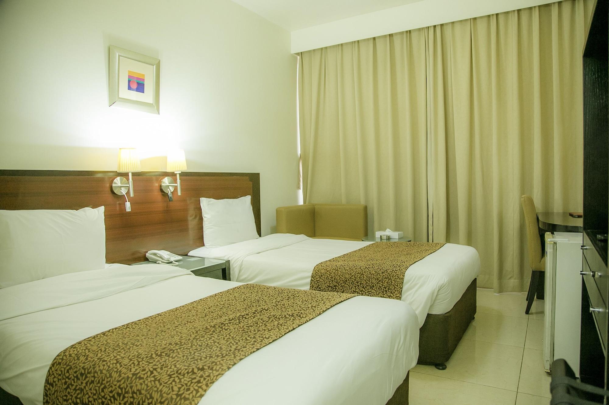 Phoenicia Grand Hotel Dubai Eksteriør billede