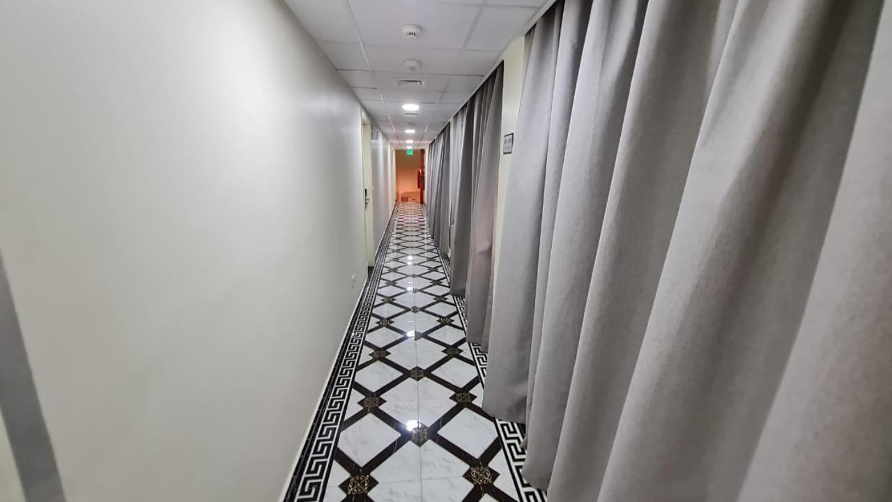 Phoenicia Grand Hotel Dubai Eksteriør billede