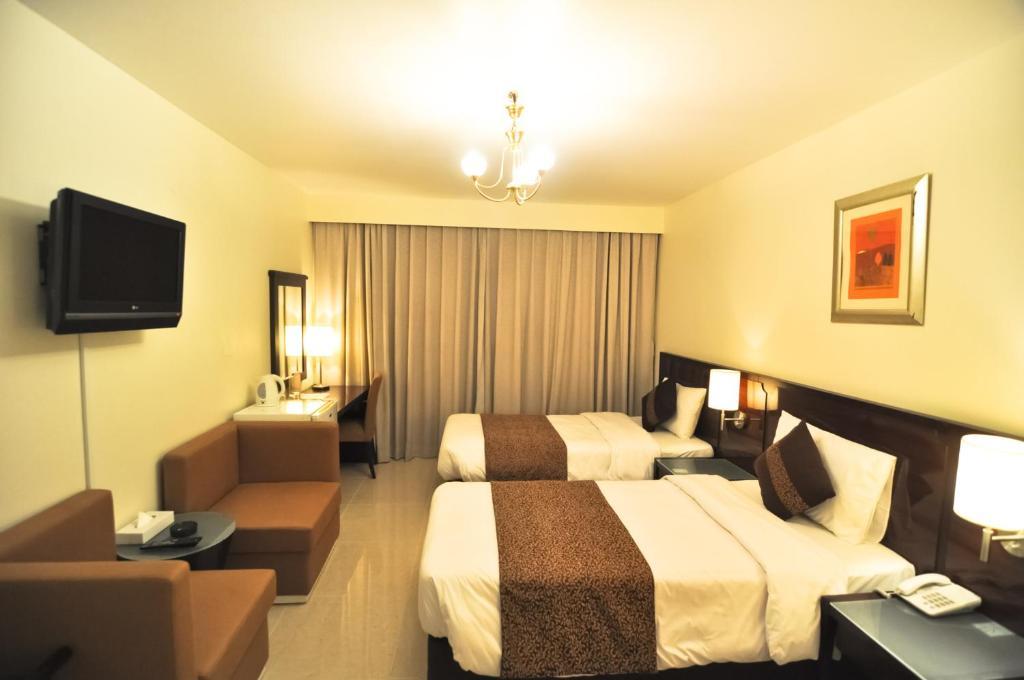 Phoenicia Grand Hotel Dubai Eksteriør billede